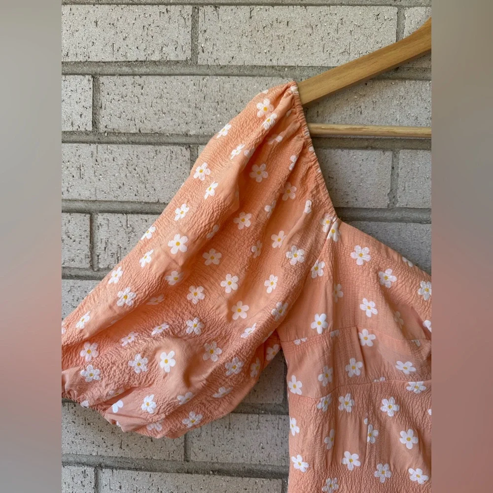 Showpo Peach Creamsicle Floral Twist-Front Puff Sleeve Mini Dress Size 4 - Picture 3 of 8